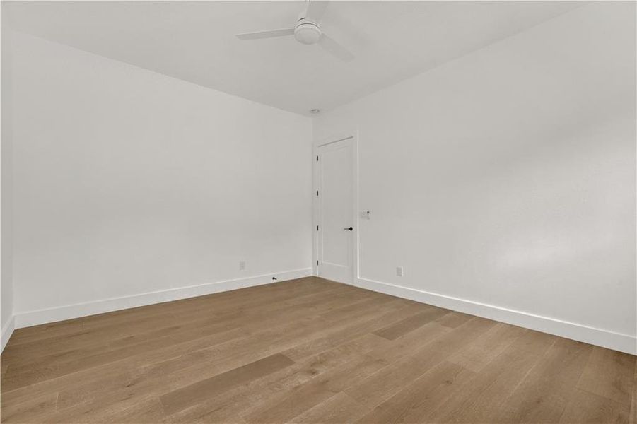 Spacious, unfurnished interior of a new home in , Atlanta (Image 23). Spacious, unfurnished interior of a new home in , Atlanta (Image 23).