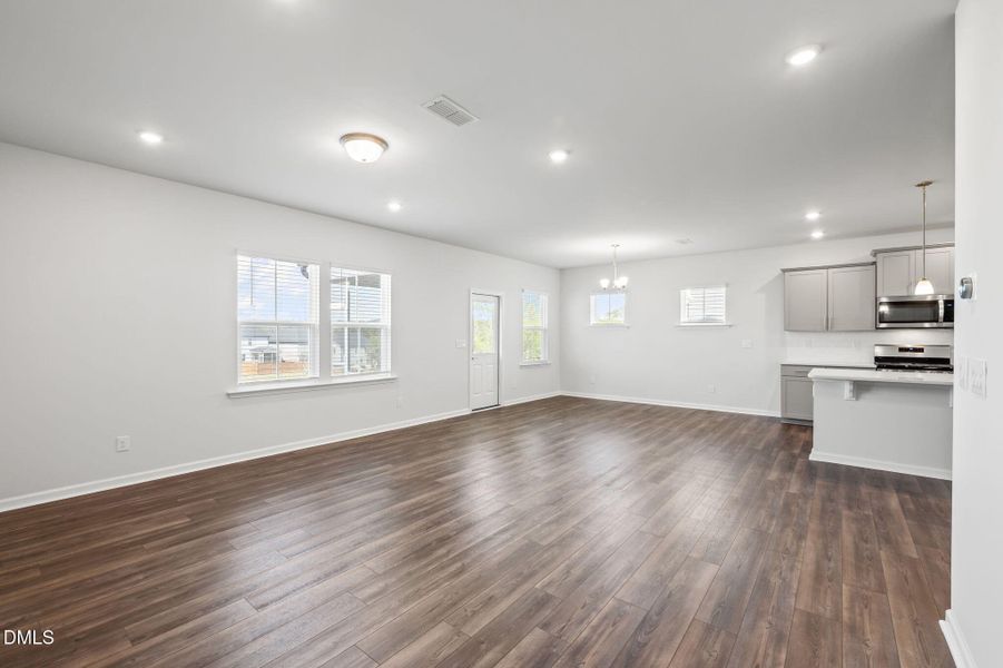 33-web-or-mls-P1119305