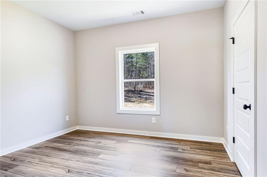 Spacious, unfurnished interior of a new home in , Bremen (Image 29).