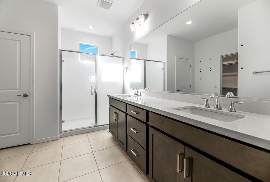 11208 S 52nd Ln-large-013-013-11208 S 52