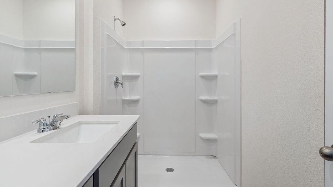 Representative furnished interior of a home built from the DOWNING II by D.R. Horton in Magnolia Pointe, Umatilla (Image 17). Representative furnished interior of a home built from the DOWNING II by D.R. Horton in Magnolia Pointe, Umatilla (Image 17).