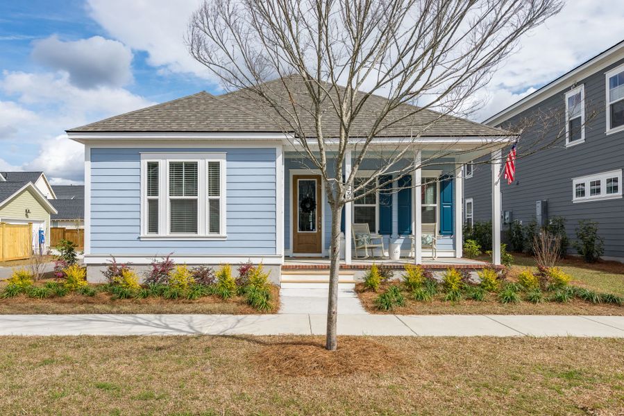 Representative exterior photo of a completed home built from the Sweetgrass by Pulte Homes in Heartwood, Richmond Hill, GA (Image 22).