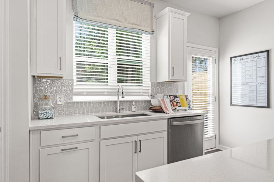 Furnished interior view inside a new home in Rosewood Farm, Lawrenceville (Image 25).