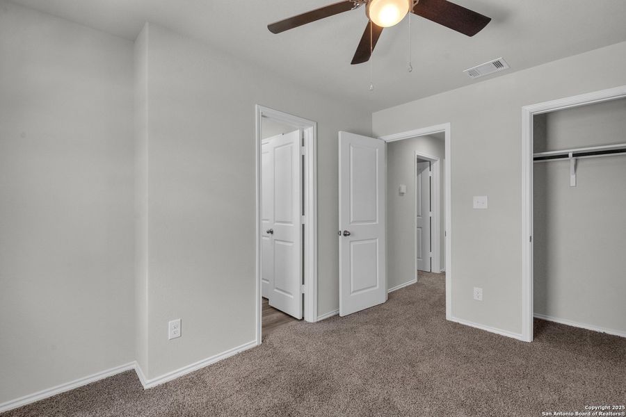 Image 28 of a home in .