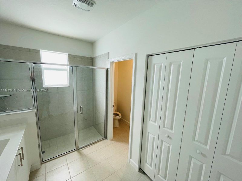 Image 24 of a home in .