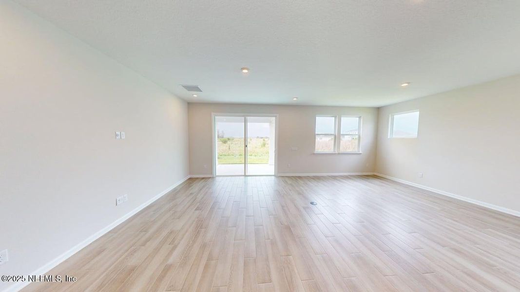 Spacious, unfurnished interior of a new home in Lakes at Bella Lago, Green Cove Springs (Image 11). Spacious, unfurnished interior of a new home in Lakes at Bella Lago, Green Cove Springs (Image 11).