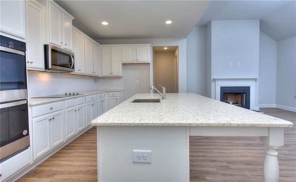 Spacious, unfurnished interior of a new home in , Homer (Image 24).