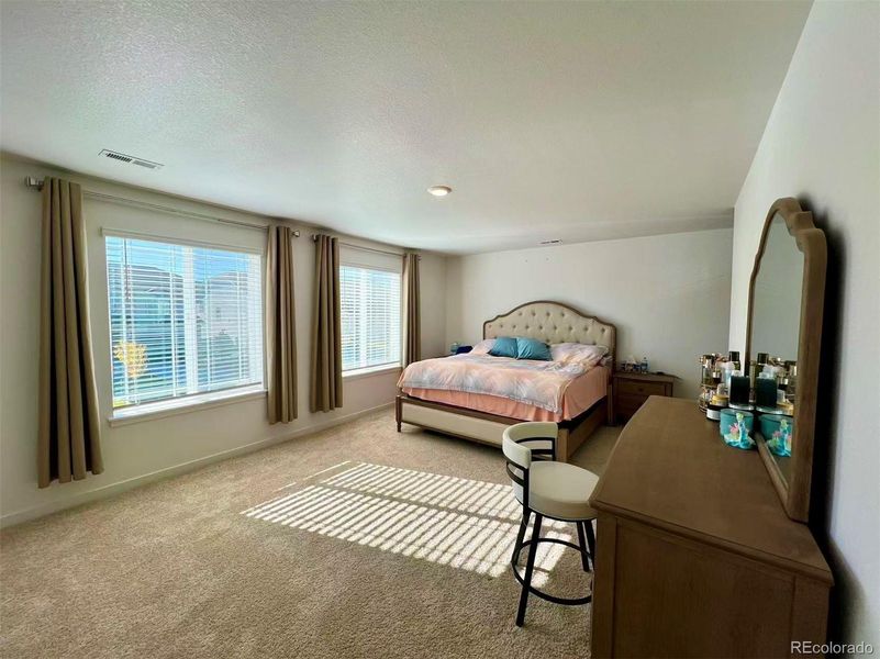 Furnished interior view inside a new home in Looking Glass, Parker (Image 16).