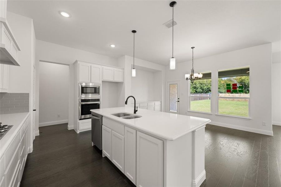 345 Paddle Boat- Kitchen-4 345 Paddle Boat- Kitchen-4