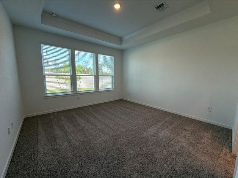 Spacious, unfurnished interior of a new home in Pulte Homes at Two Step Farm, Montgomery (Image 16). Spacious, unfurnished interior of a new home in Pulte Homes at Two Step Farm, Montgomery (Image 16).