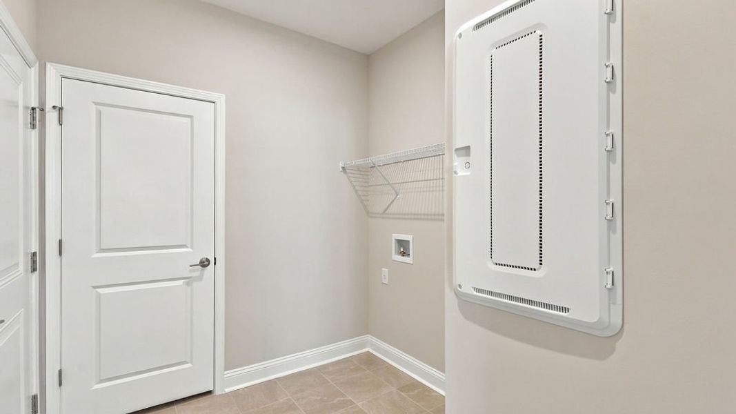 Spacious, unfurnished interior of a new home in Sun City Hilton Head, Bluffton (Image 16).
