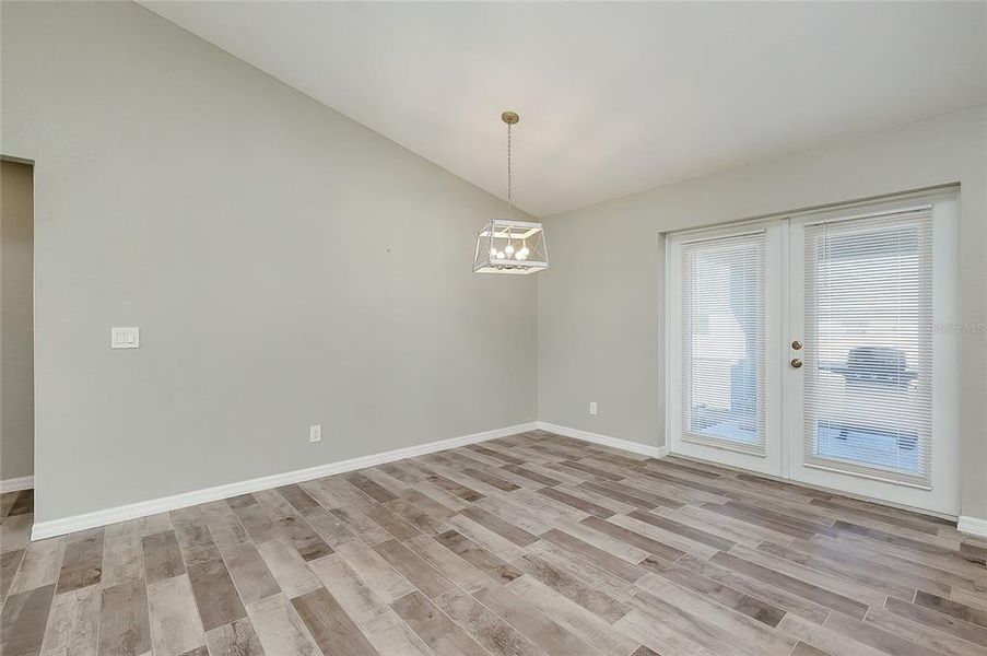 Spacious, unfurnished interior of a new home in , Englewood (Image 25).
