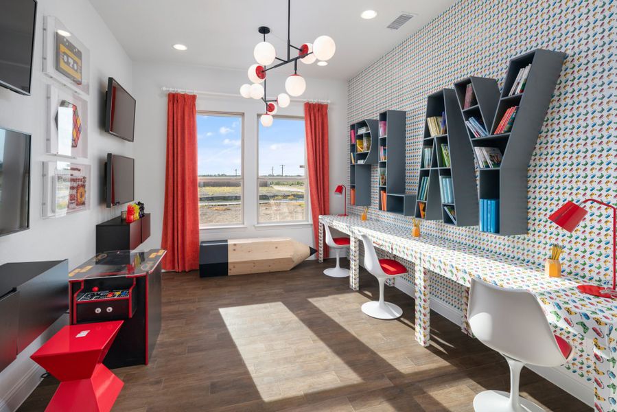 Representative furnished interior of a home built from the The Trinity Executive by UnionMain Homes in Lake Breeze, Lavon (Image 26).