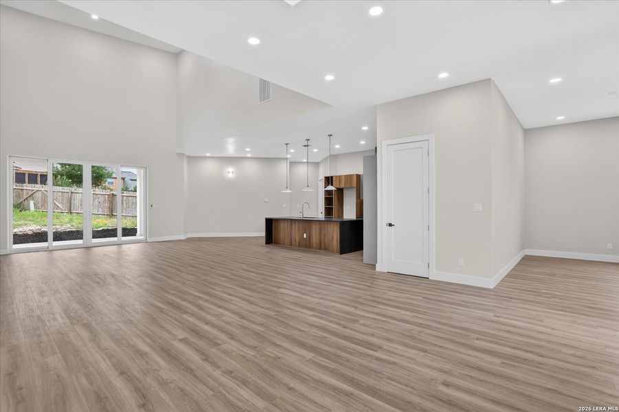 Spacious, unfurnished interior of a new home in , San Antonio (Image 37). Spacious, unfurnished interior of a new home in , San Antonio (Image 37).
