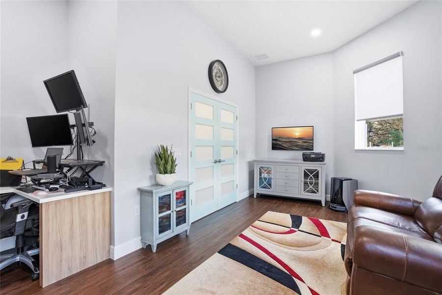 Furnished interior view inside a new home in , Spring Hill (Image 12).