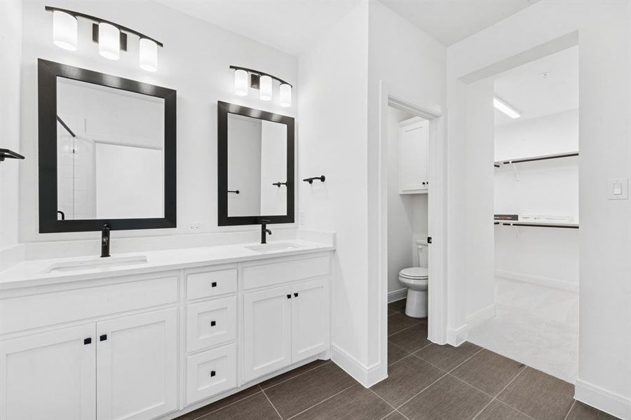 Furnished interior view inside a new home in Hillside at Las Colinas, Irving (Image 12).