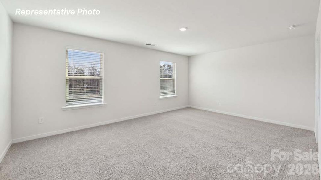 Spacious, unfurnished interior of a new home in Cardinal Creek, Charlotte (Image 21).