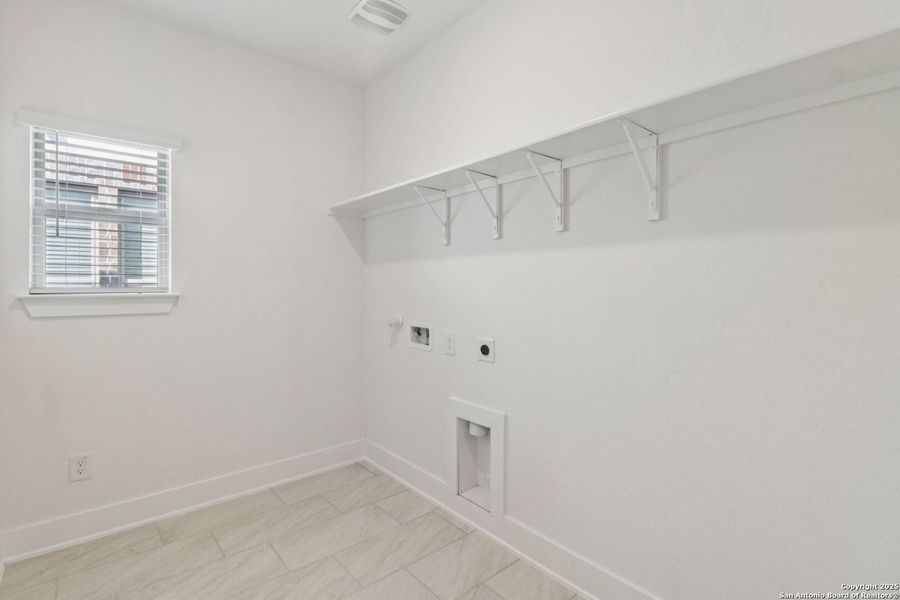 Image 42 of a home in Comanche Ridge. Image 42 of a home in Comanche Ridge.