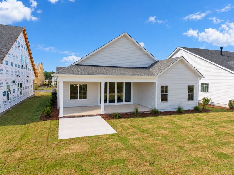 Exterior details and patio area of a home in Sidbury Landing, Wilmington (Image 21).