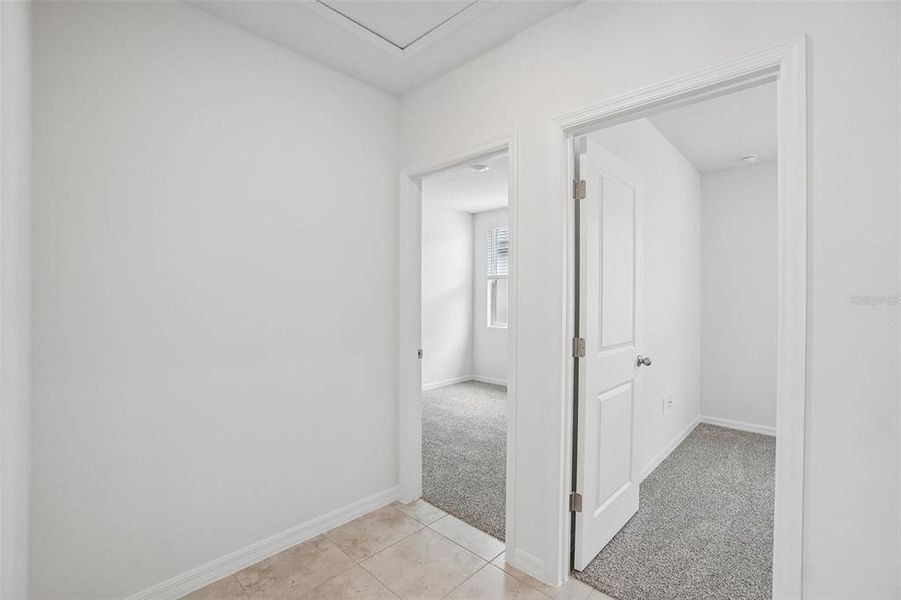 Spacious, unfurnished interior of a new home in Hamilton Bluff - Classic Series, Lake Hamilton (Image 24).