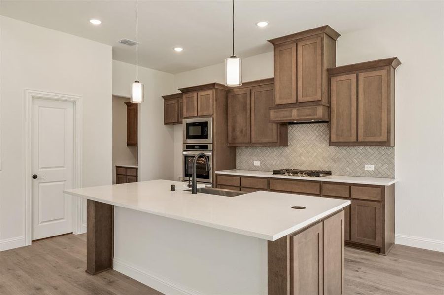Furnished interior view inside a new home in The Enclave at Parks of Aledo, Aledo (Image 7). Furnished interior view inside a new home in The Enclave at Parks of Aledo, Aledo (Image 7).