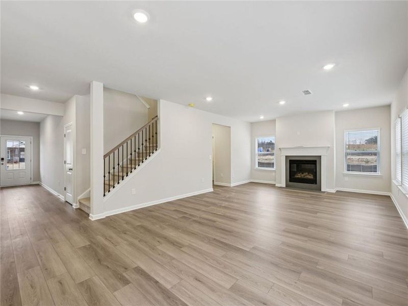 Spacious, unfurnished interior of a new home in Northwoods at Mirror Lake, Villa Rica (Image 19). Spacious, unfurnished interior of a new home in Northwoods at Mirror Lake, Villa Rica (Image 19).