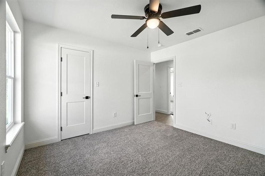 Image 22 of a home in .