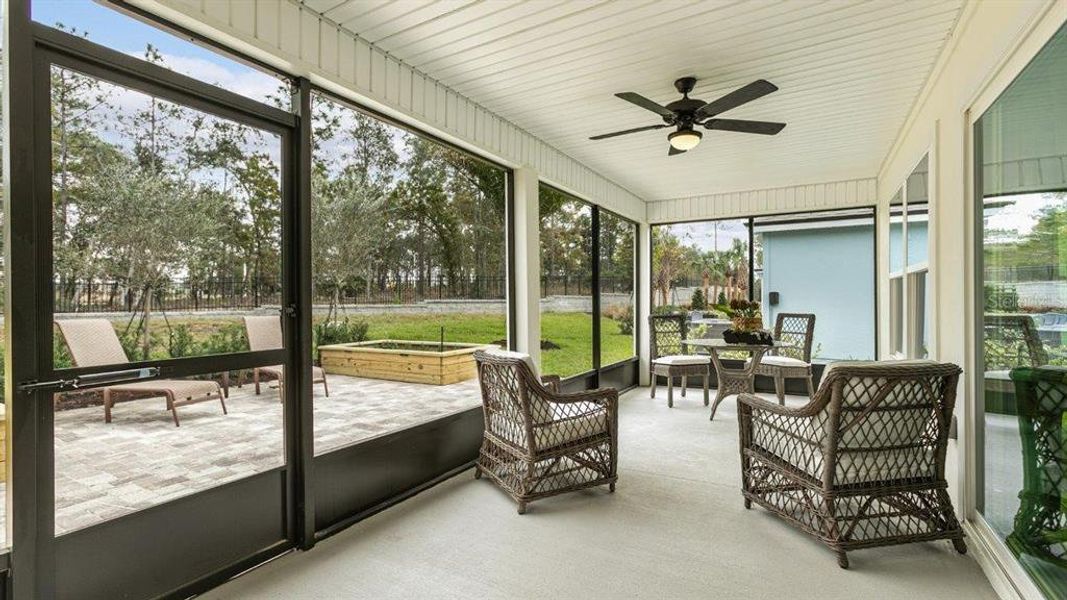 Exterior details and patio area of a home in Sawmill Branch Express, Palm Coast (Image 31).