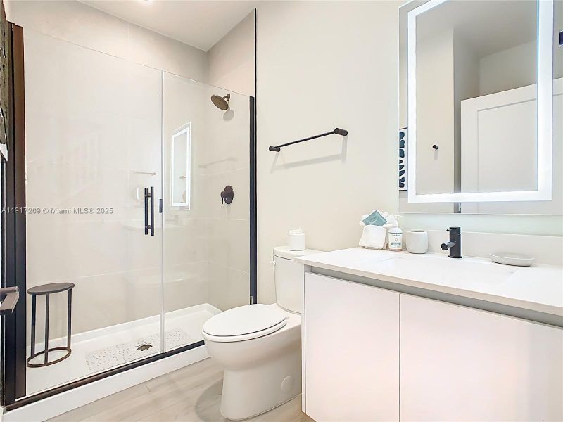 Furnished interior view inside a new home in , Clermont (Image 48). Furnished interior view inside a new home in , Clermont (Image 48).