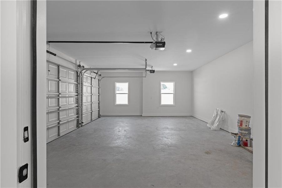 Spacious, unfurnished interior of a new home in , Social Circle (Image 19).