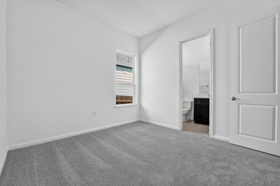 Spacious, unfurnished interior of a new home in Silverleaf, Cedar Creek (Image 27). Spacious, unfurnished interior of a new home in Silverleaf, Cedar Creek (Image 27).