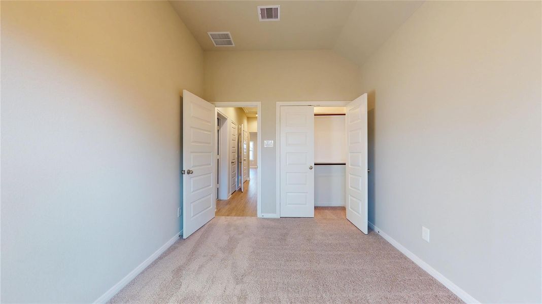 Spacious, unfurnished interior of a new home in , Willis (Image 22).