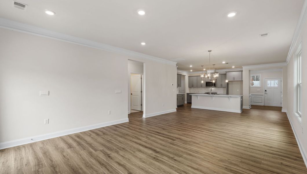 Spacious, unfurnished interior of a new home in Adams Glen, Greenville (Image 22).