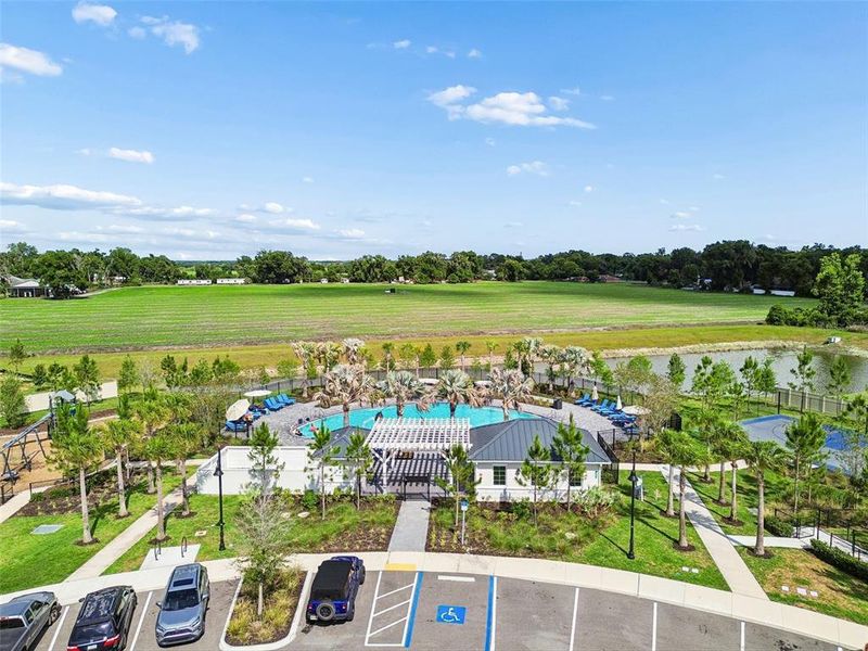 Community amenities in Park East, Plant City (Image 44).