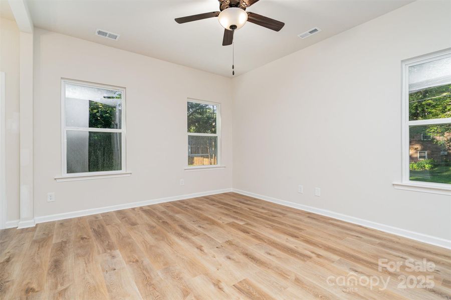 Spacious, unfurnished interior of a new home in , Gastonia (Image 23). Spacious, unfurnished interior of a new home in , Gastonia (Image 23).