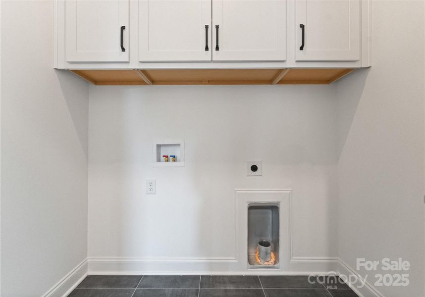 Spacious, unfurnished interior of a new home in , Charlotte (Image 21).