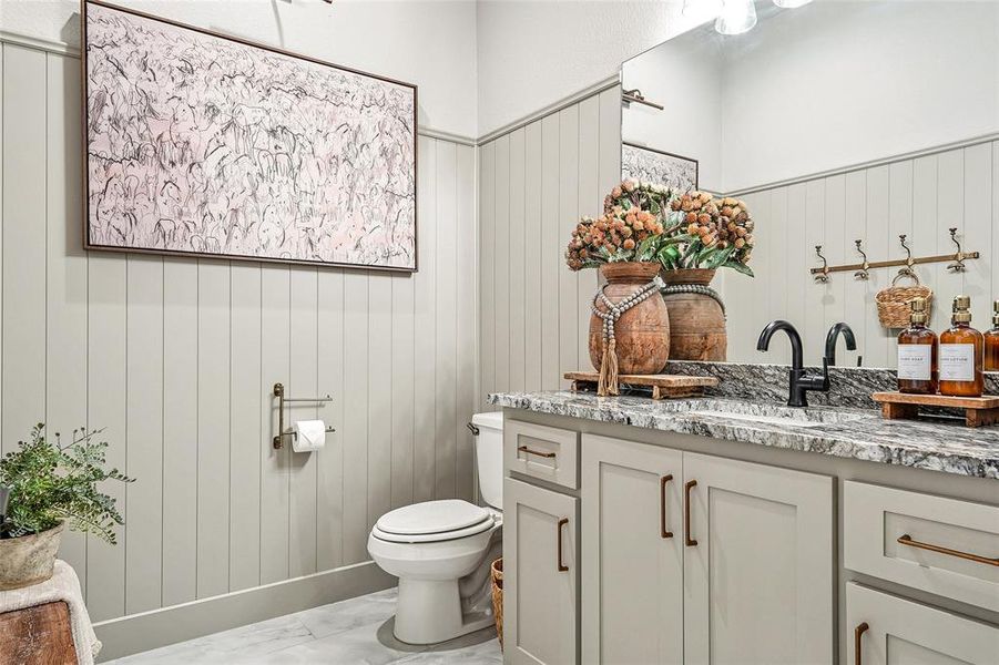 Spacious half bath Spacious half bath