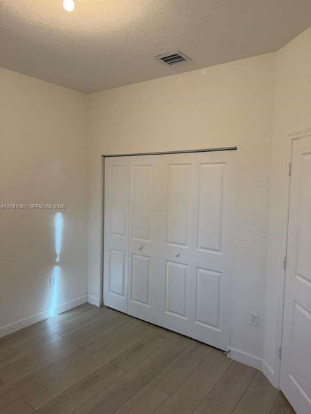 Spacious, unfurnished interior of a new home in , Miami (Image 15).