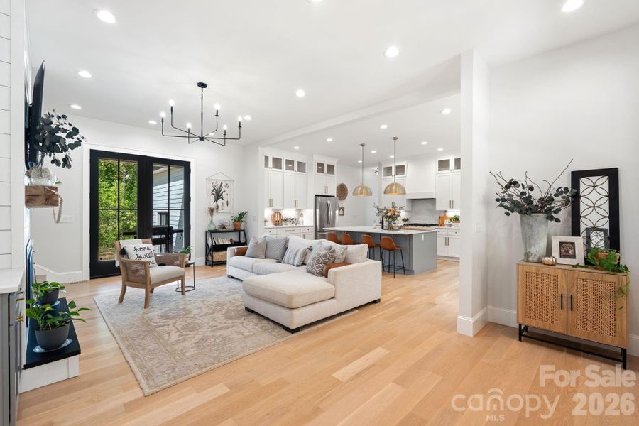 Furnished interior view inside a new home in , Rockwell (Image 35).