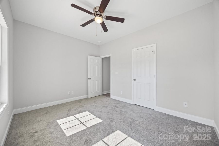 Spacious, unfurnished interior of a new home in , York (Image 26).