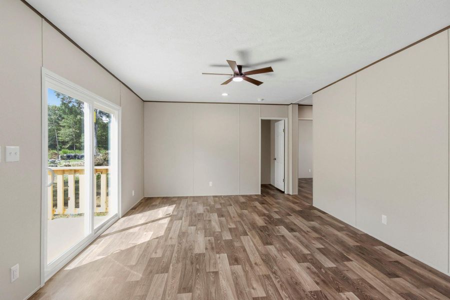 Spacious, unfurnished interior of a new home in , Cleveland (Image 14).