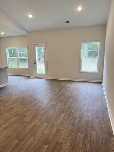 Spacious, unfurnished interior of a new home in , Orangeburg (Image 12).