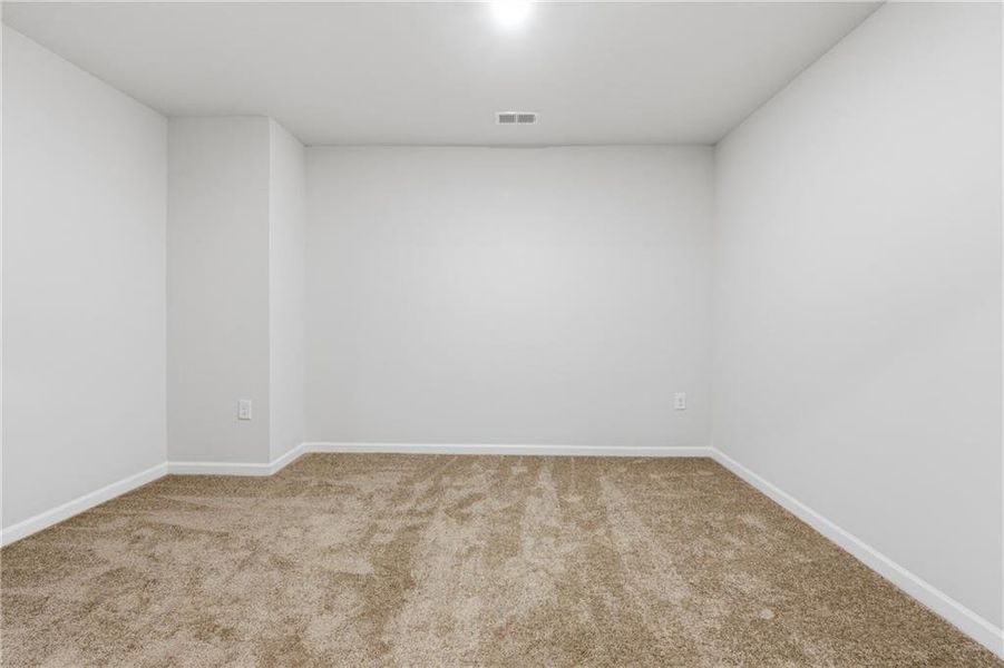 Spacious, unfurnished interior of a new home in Concord Oaks, Powder Springs (Image 18). Spacious, unfurnished interior of a new home in Concord Oaks, Powder Springs (Image 18).