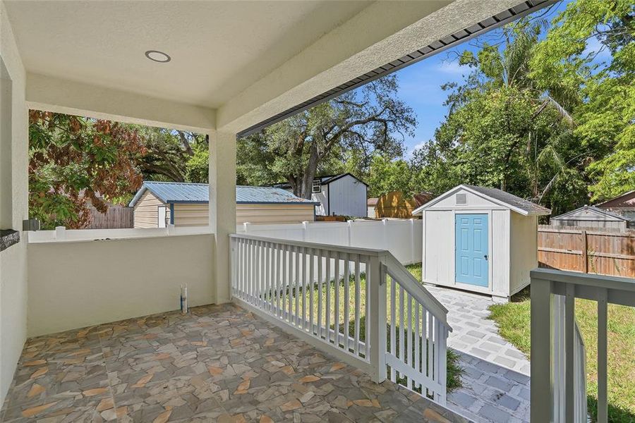Exterior details and patio area of a home in , Tampa (Image 3).
