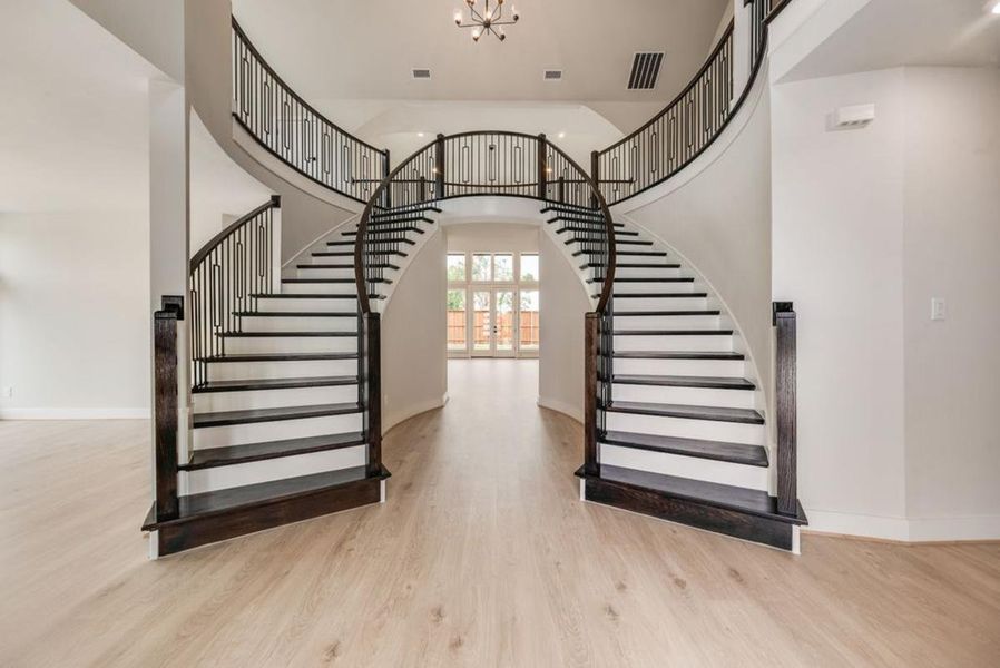 Spacious, unfurnished interior of a new home in Grand Estates of Anna, Anna (Image 22). Spacious, unfurnished interior of a new home in Grand Estates of Anna, Anna (Image 22).