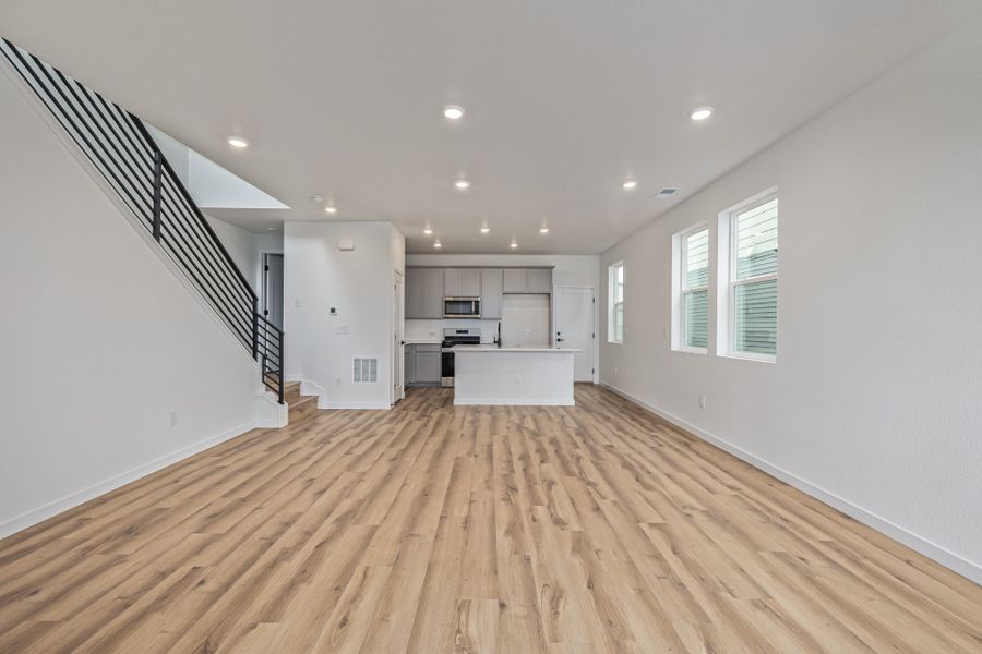 Image 38 of a home in Painted Prairie.