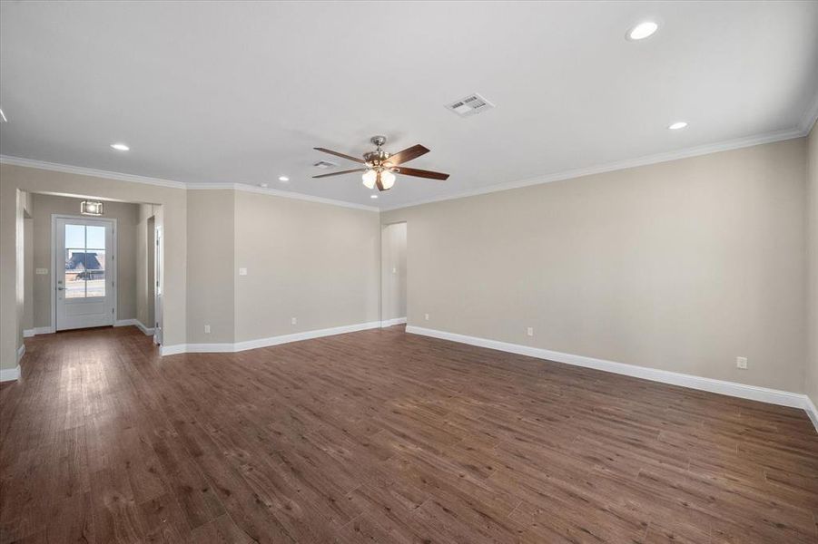 Spacious, unfurnished interior of a new home in , Corsicana (Image 29). Spacious, unfurnished interior of a new home in , Corsicana (Image 29).