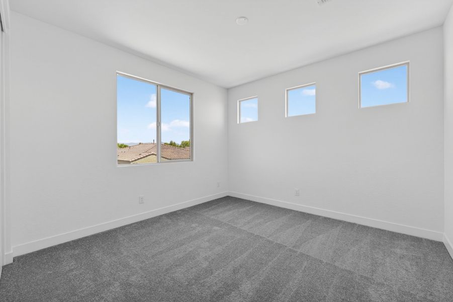 Spacious, unfurnished interior of a new home in Combs Ranch, San Tan Valley (Image 33).