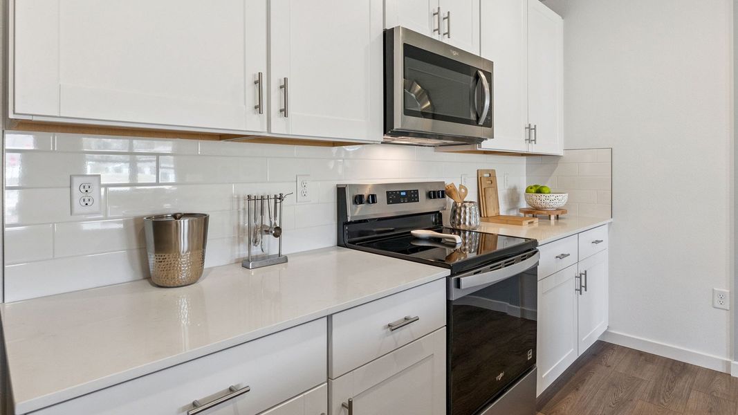 Furnished interior view inside a new home in Halifax Plantation Villas, Ormond Beach (Image 8).