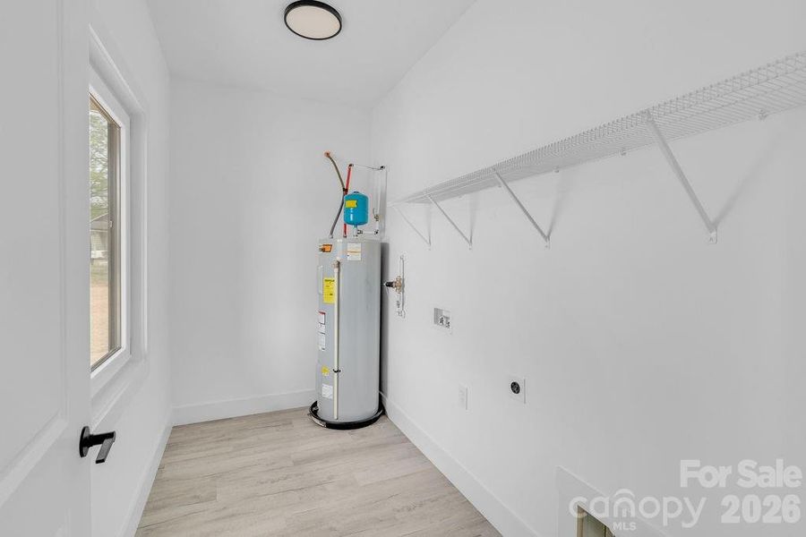 Spacious, unfurnished interior of a new home in , Lincolnton (Image 19). Spacious, unfurnished interior of a new home in , Lincolnton (Image 19).